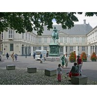 4 Tage Urlaub mit HP an der Nordsee - Den Haag Mövenpick Hotel The Hague, Südholland (Zuid-Holland) inkl. Halbpension Aktuelle Nordseereisen online kaufen 4 Tage Urlaub mit HP an der Nordsee - Den Haag Mövenpick Hotel The Hague, Südholland (Zuid-Holland) inkl. Halbpension Aktuelle Nordseereisen online kaufen