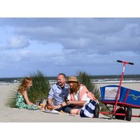5 Tage Familienurlaub - Auszeit vom Alltag mit der Familie **mit bis zu 2 Kindern gratis!** Hotel Atlantic Juist, Niedersachsen inkl. Frühstück Aktuelle Nordseereisen Produktbild 5 Tage Familienurlaub - Auszeit vom Alltag mit der Familie **mit bis zu 2 Kindern gratis!** Hotel Atlantic Juist, Niedersachsen inkl. Frühstück Aktuelle Nordseereisen Produktbild